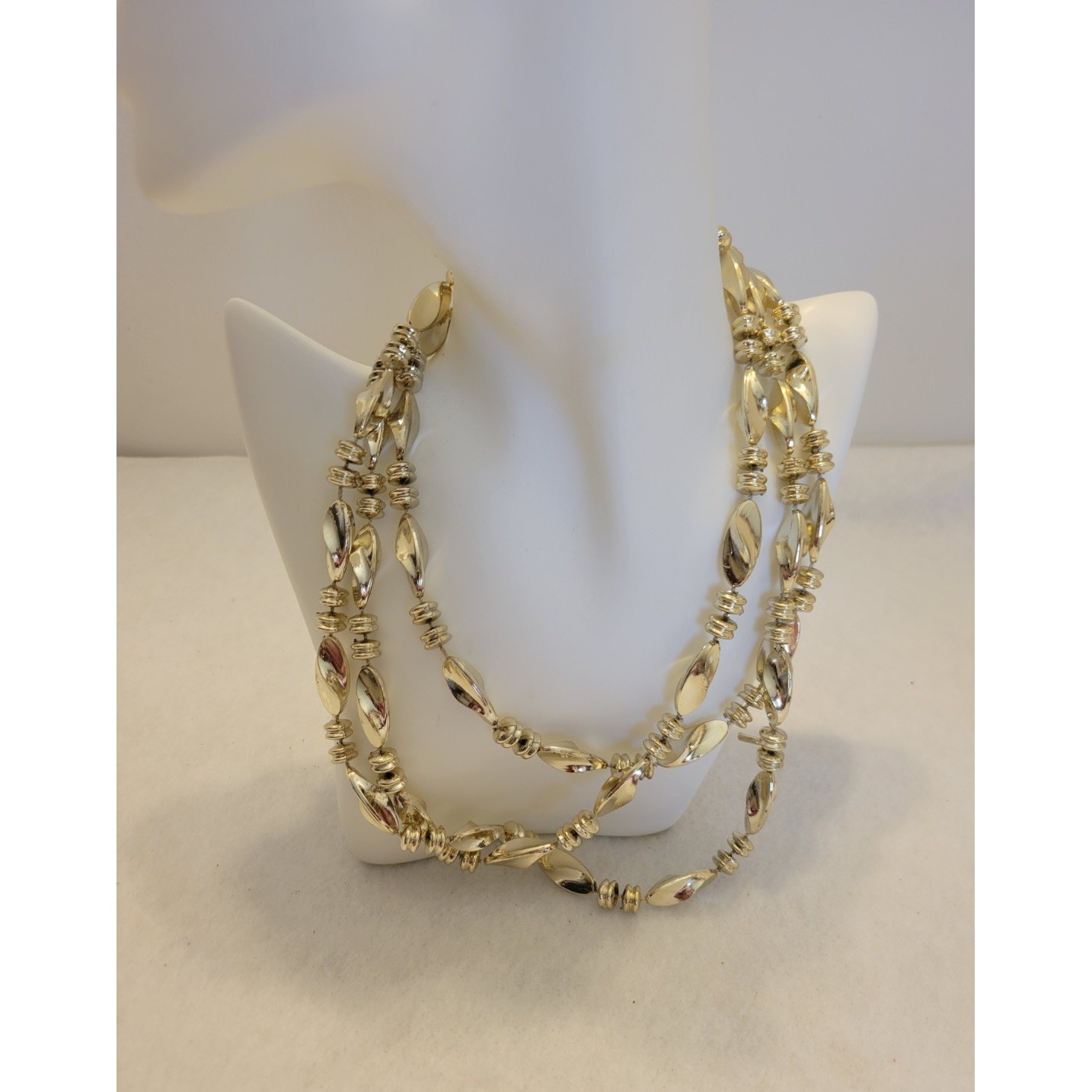 Necklace Lot of 4 Vtg Retro Faux Pearl Beaded Gold Black White Beads Minimalist