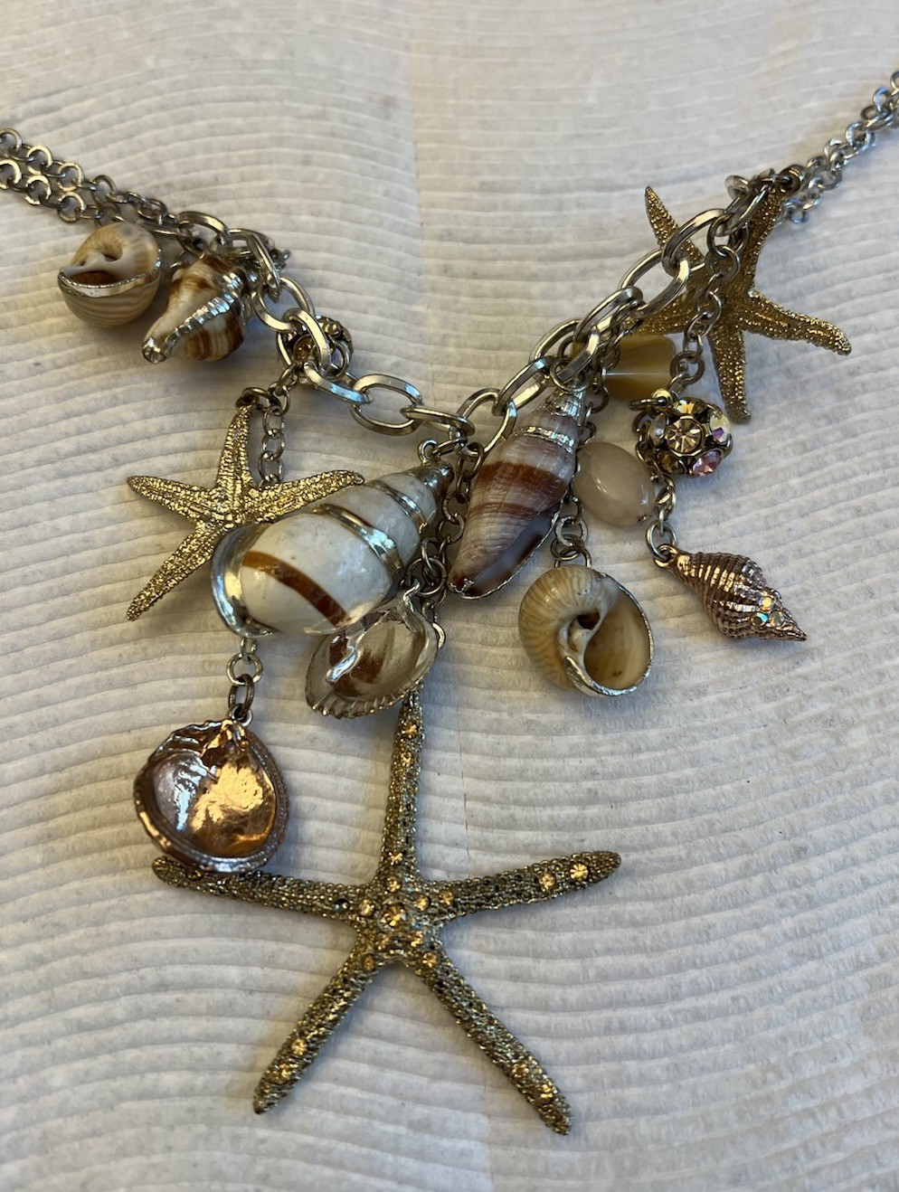 21 Inch Beautiful Seashell Necklace Starfish Conch Snail Turbo Cockle Shells