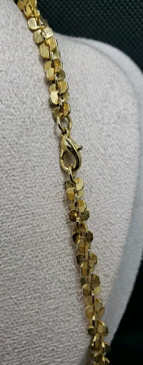 Unique Goldtone 36″ Margarita Link Chain Necklace Criss-cross Panel Chain