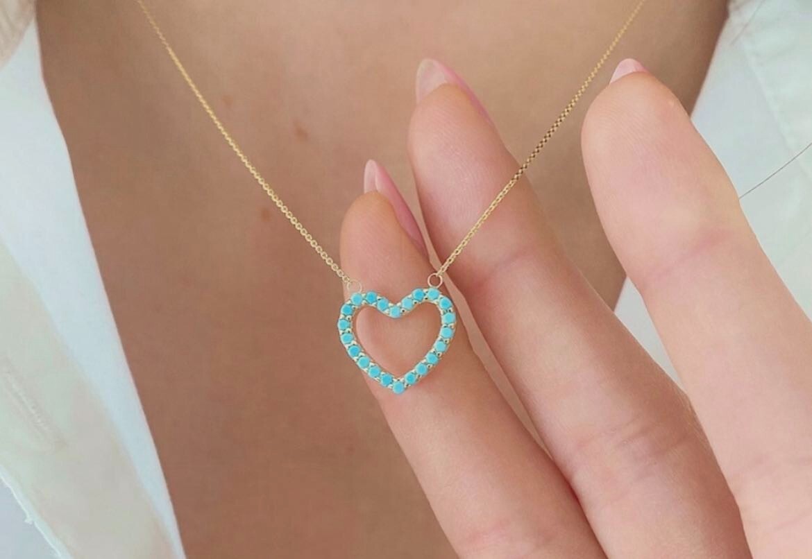 Lovely Heart Shape Pendant 14k Yellow Gold Plated Round Cut Simulated Turquoise