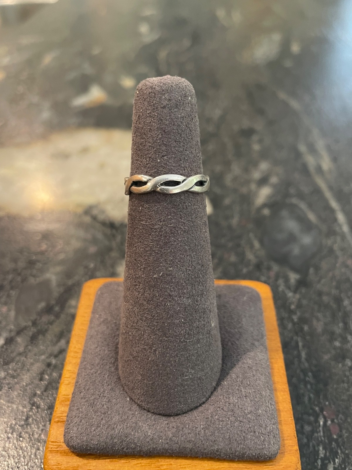 James Avery Retired Sterling Twisted Band Sand Dollar Dangle Ring Size 4.5