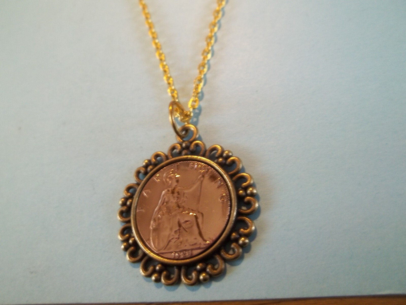 BRITANNIA FARTHING LIMITED EDITION BRONZE CASED PENDANT NECKLACE – 1911 to 1936