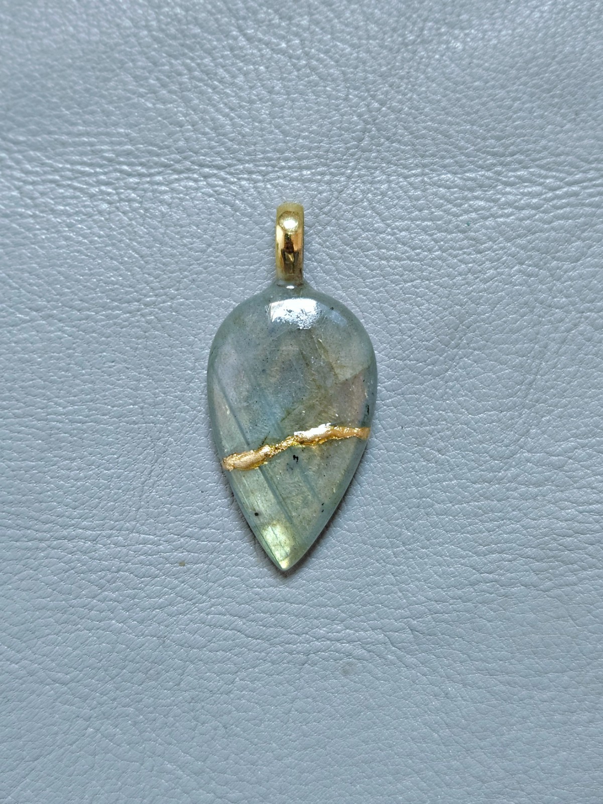 Kintsugi Art With Labradorite Gemstone Pendant Jewelry Repaired Beautiful Gift