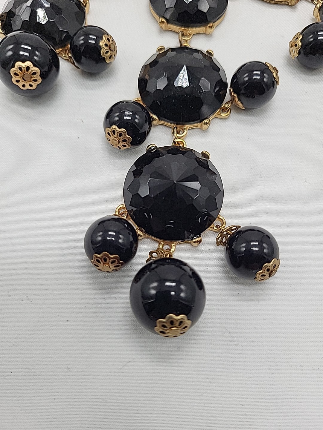 Vinrage J. Crew Statement Black Bubble Necklace in 18K Gold Electroplating 26″