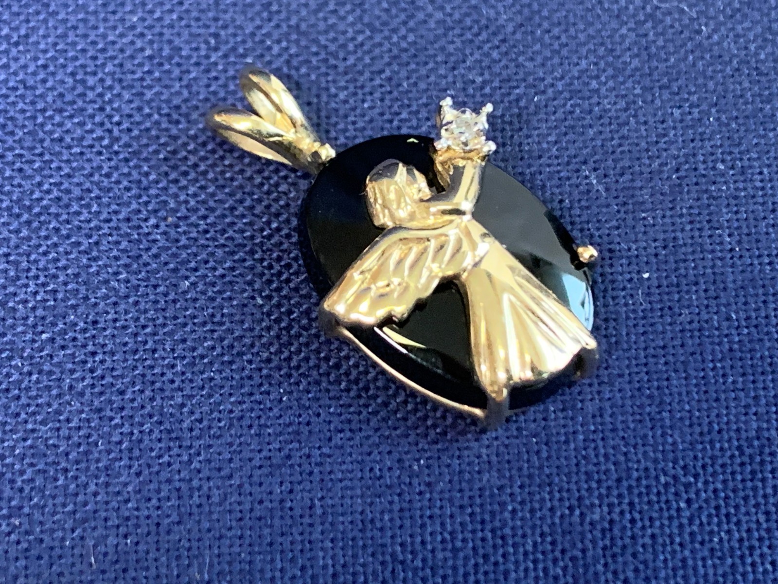 10K Yellow Gold Angel Pendant 1.67g Fine Jewelry Onyx Look Charm *READ*