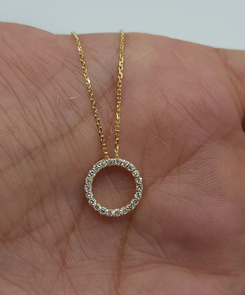 14Kt Gold Open Circle Lab Grown Diamond Cluster Pendant Necklace