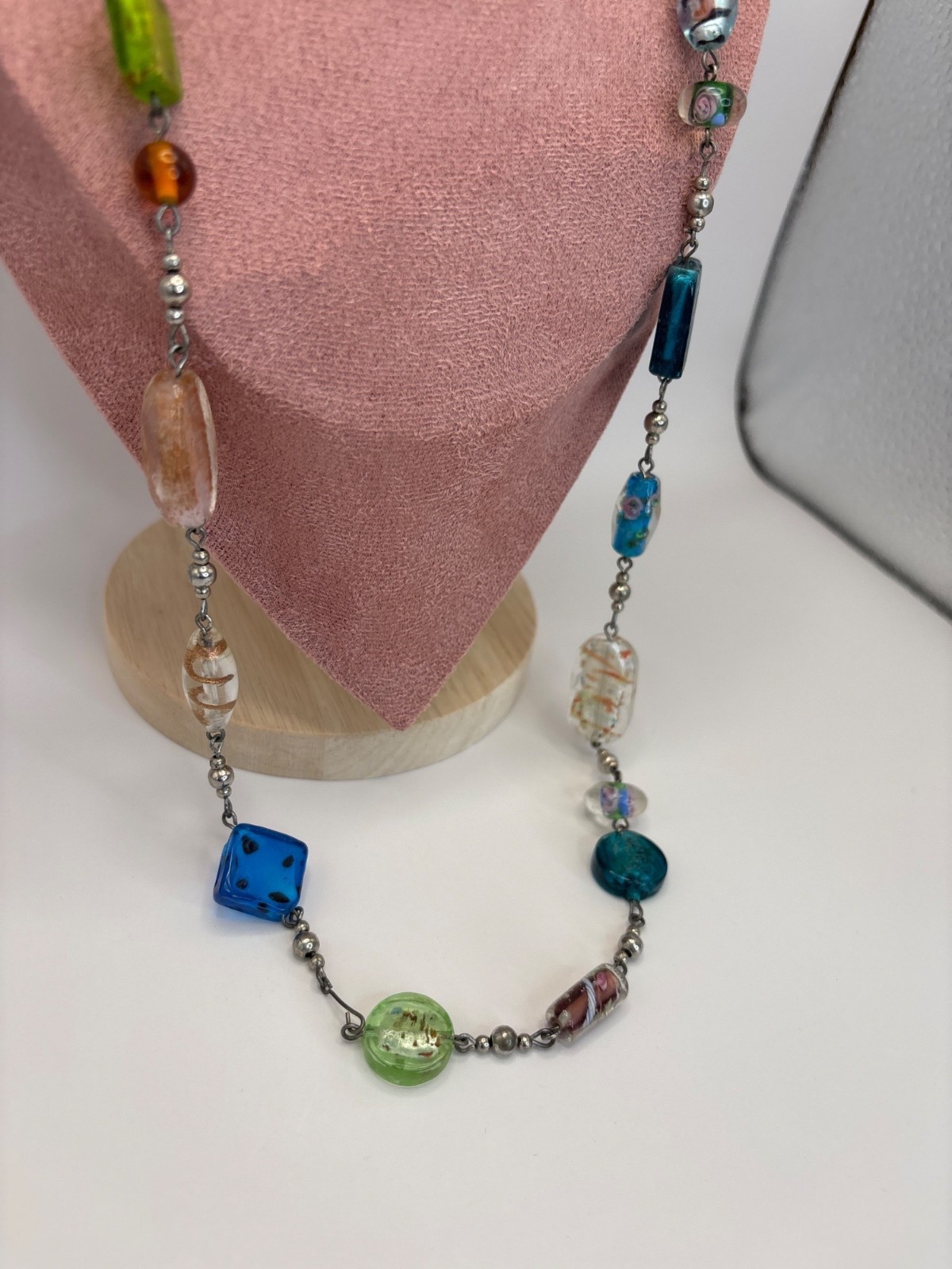 Premier Designs Venetian Murano Art Glass Beads Rhodium Plated 32″ Necklace