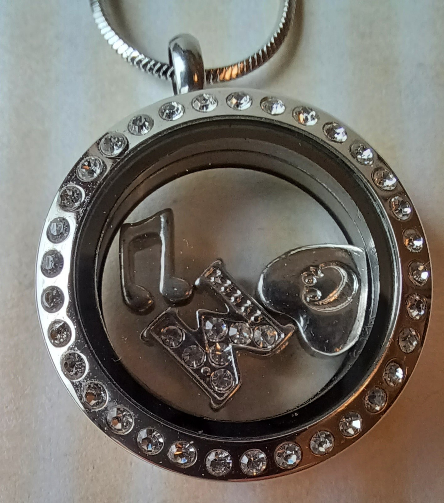 Origami Owl Living Locket Medium Hinged Silvertone Crystals + 3 Charms and Chain