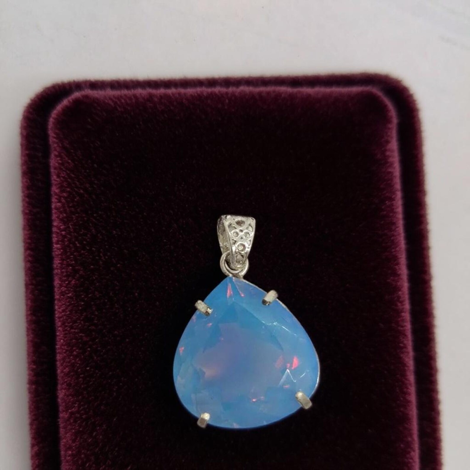 Bi-Color Pendant 94.40 Ct Welo Opal Pear Cut Natural Untreated Loose Gemstone
