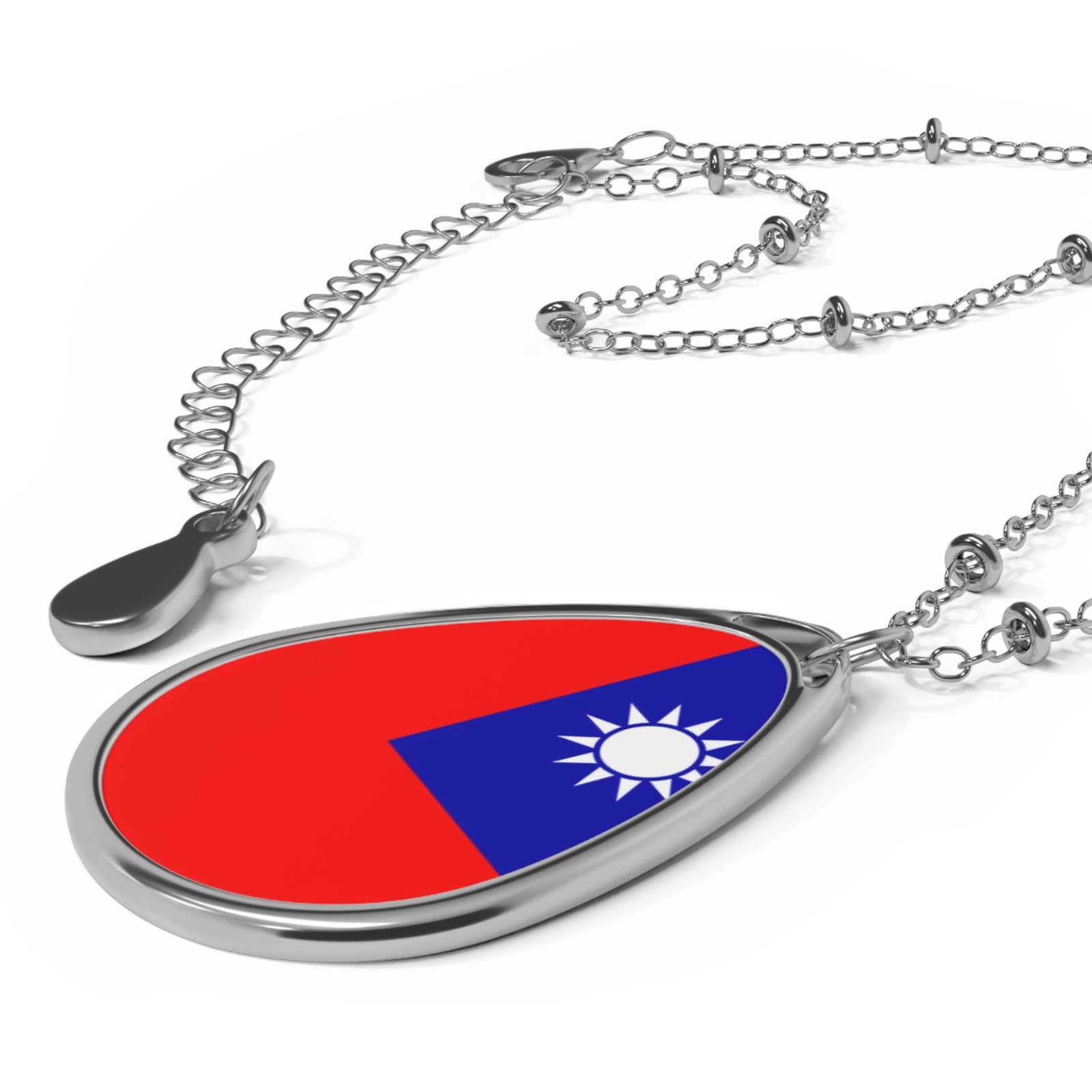 Taiwan Flag Oval Necklace – Zinc Alloy Flag Pendant – One Size / Silver