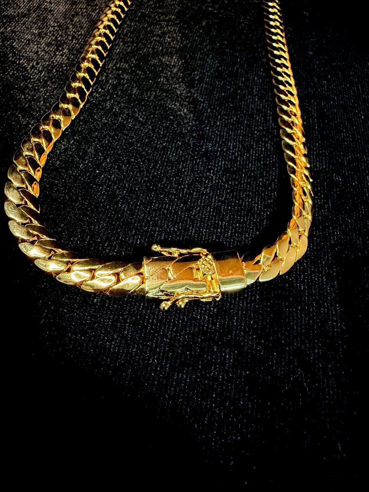 Miami Cuban 14K Stamped Gold Filled 24in 8MM necklace W/ Box Lock BRAND NEW.