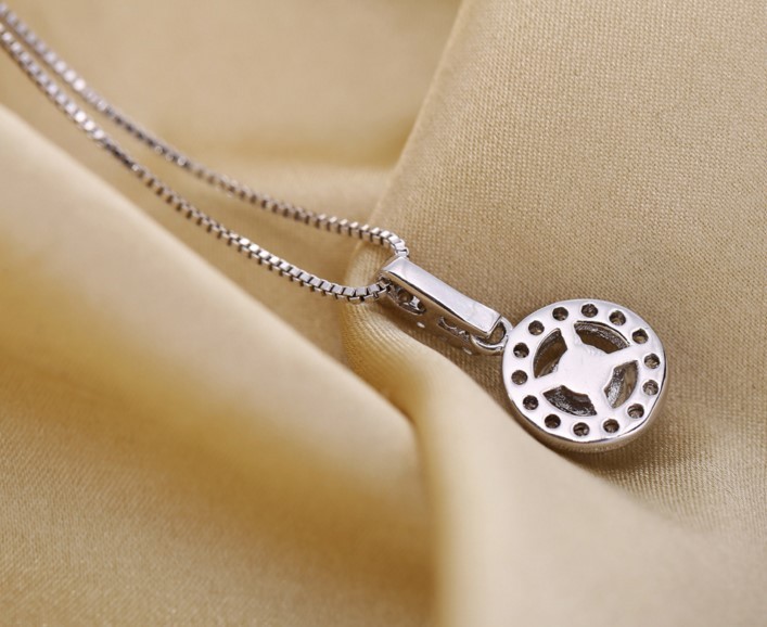 Rhodium plated Cubic Zirconia Gemstone Round Pendant Necklace 18″ Chain Box P25