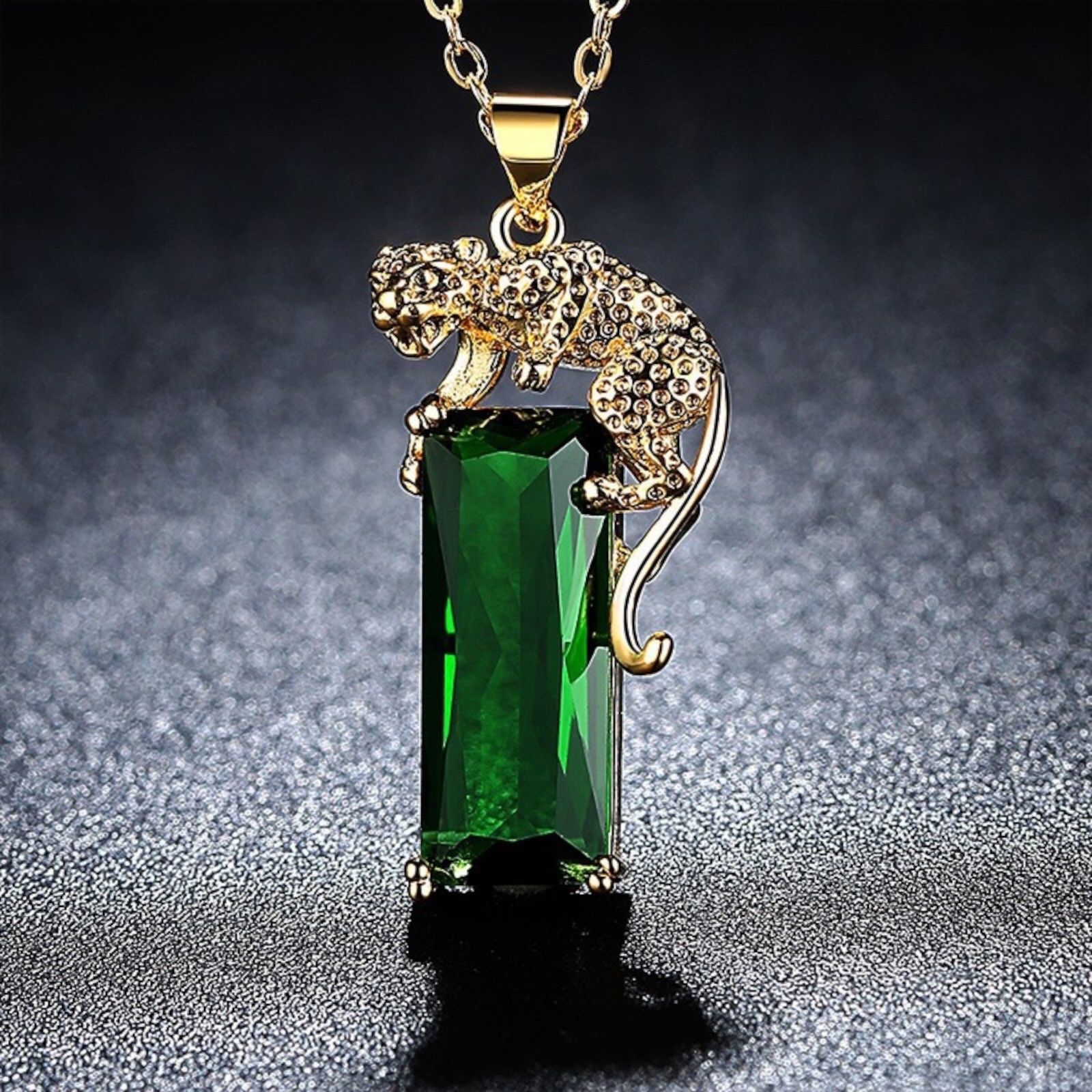 Necklace 18k Yellow Gold Plated leopard Pendant Jewelry Lab-Created zircon C13
