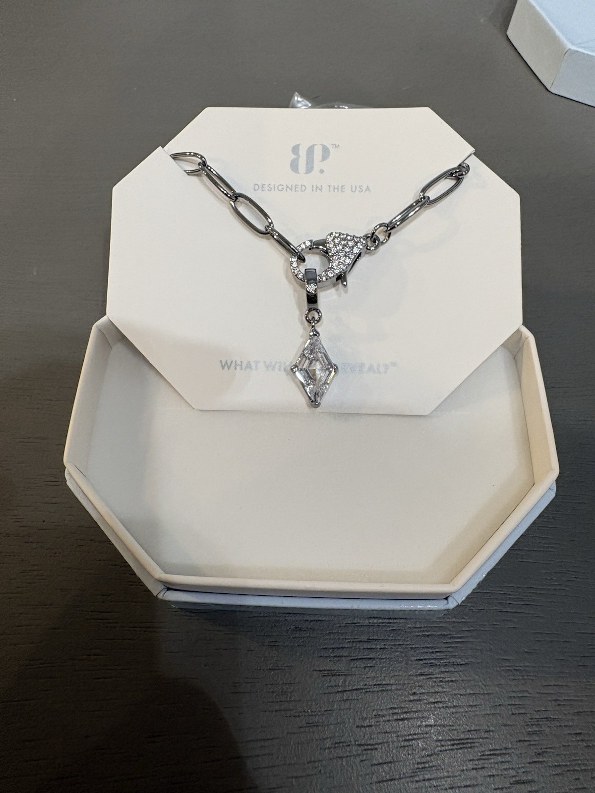 NK80177Starlight WonderExclusive BringbackMain Stone: Diamond Cubic Zirconia