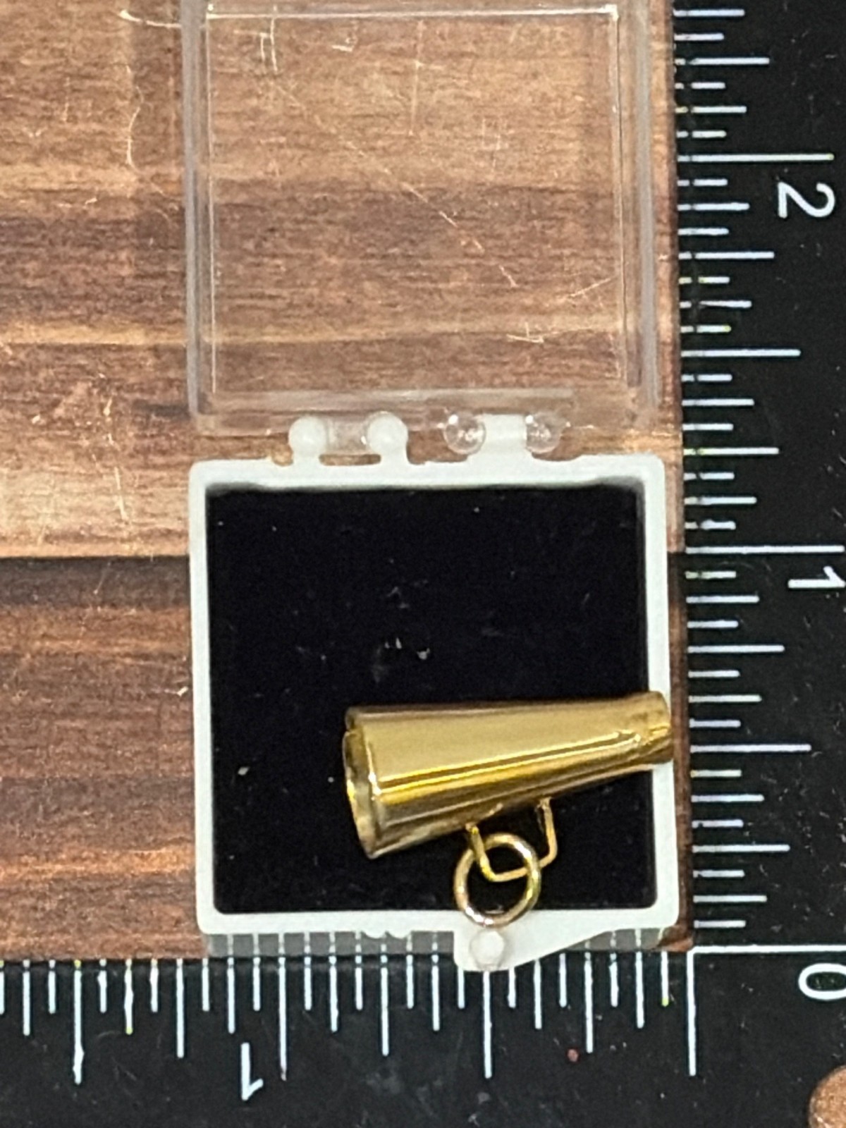TS Lot of 9 GOLD TONE Cheerleading Megaphone Pendant Charms Award Favors NOS