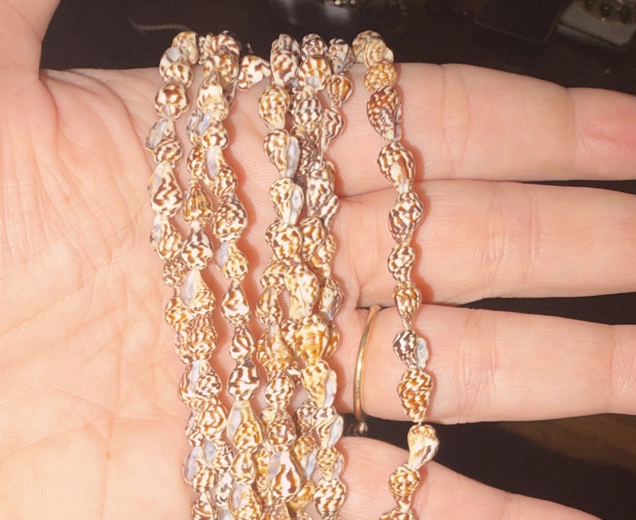 Vintage 55” beaded xs shell necklace all natural shells