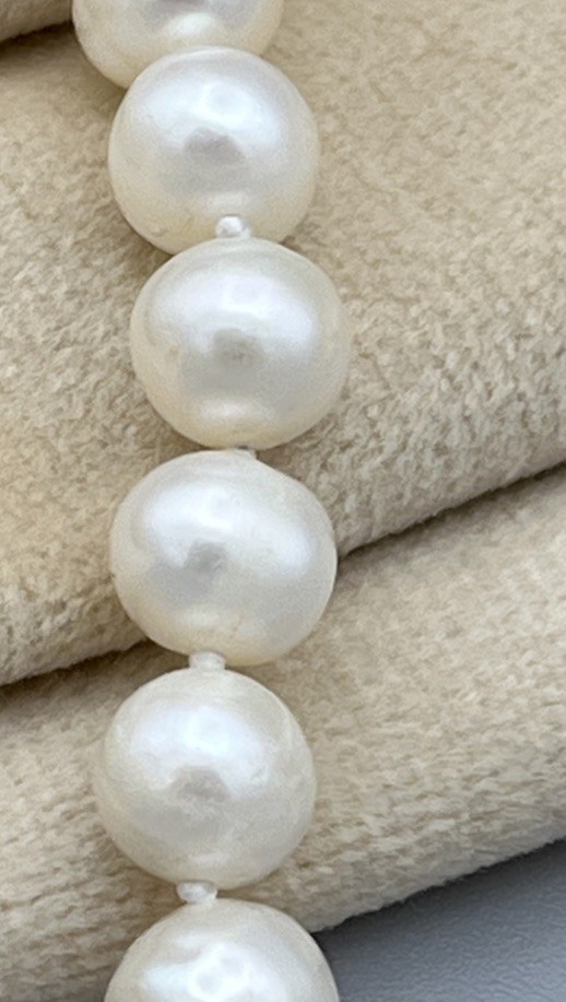 Real Cultured Pearl Necklace 46cm Knotted Silver Tone Floral Clasp