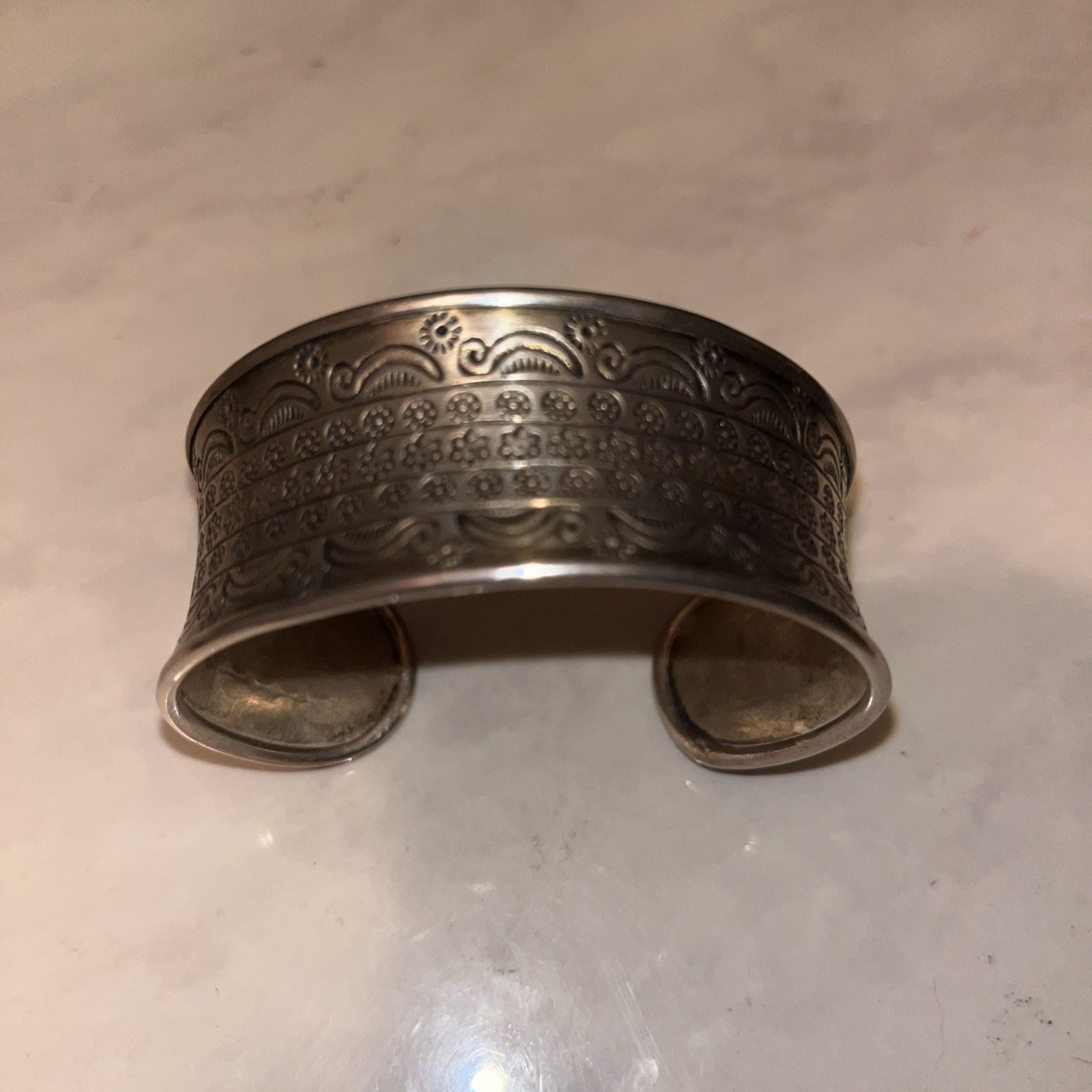 Vintage 925 Sterling Silver Cuff Bracelet Ornate Repousse Floral Flower Boho