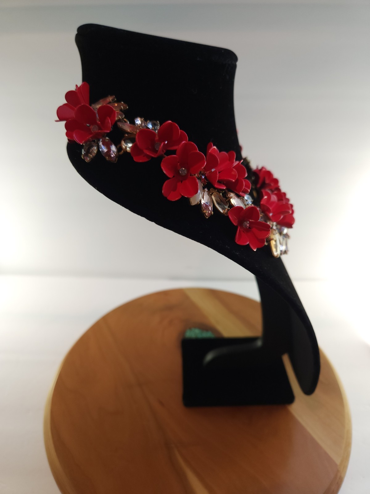 J.CREW Signed Red Flower Collar Statement Necklace Crystal Rhinestone Lobster