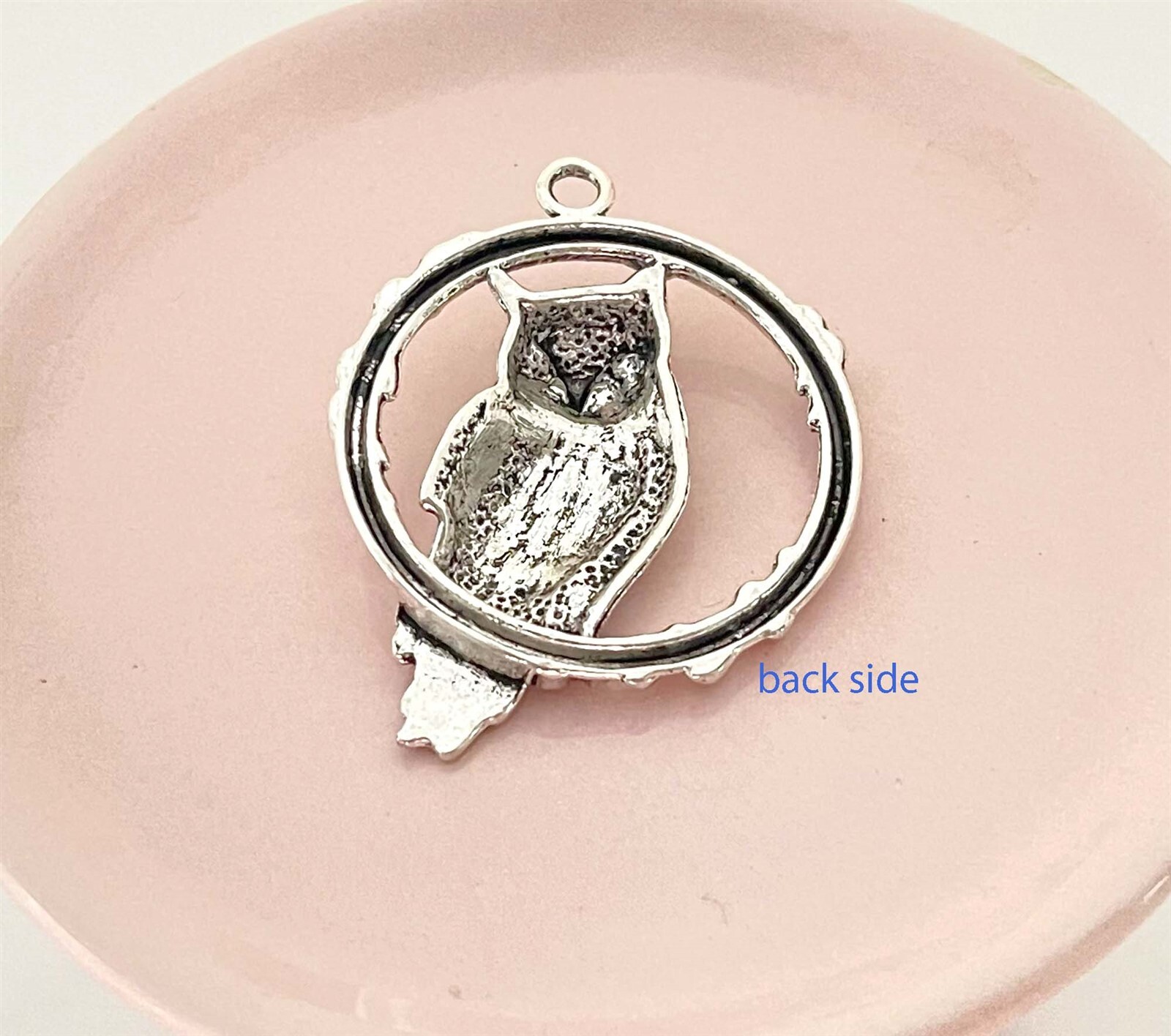Vintage Tibetan Style Antique Silver Owl Medallion Pendant bird for Necklaces