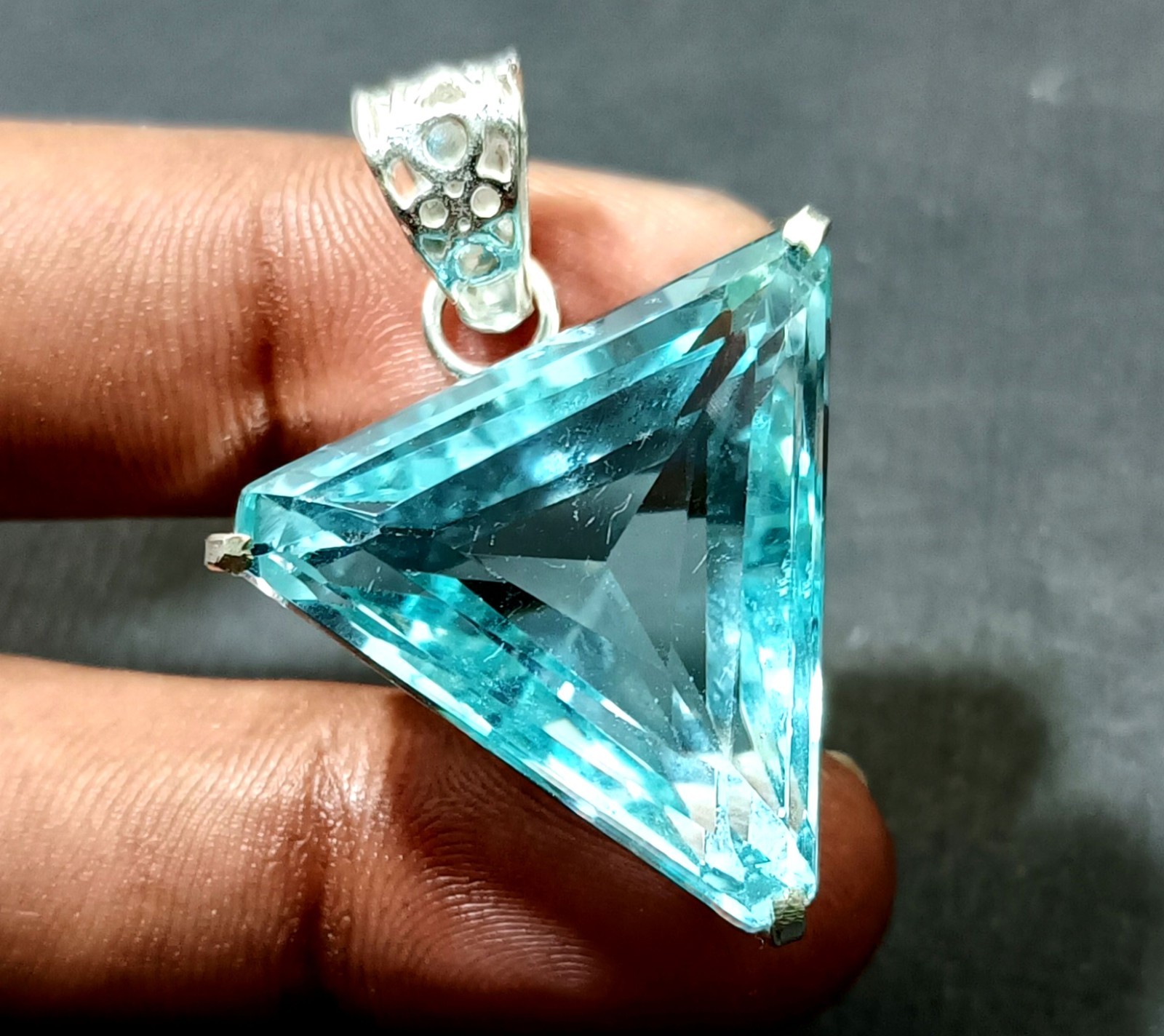 62.9Ct Trillion Aquamarine Natural Topaz 925 Solid Silver Pendant Loose Gemstone