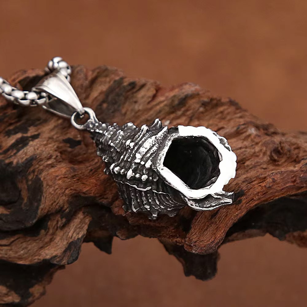 Unique Stainless Steel Seashells Conch Pendant Necklace Punk Sea Shell Necklace