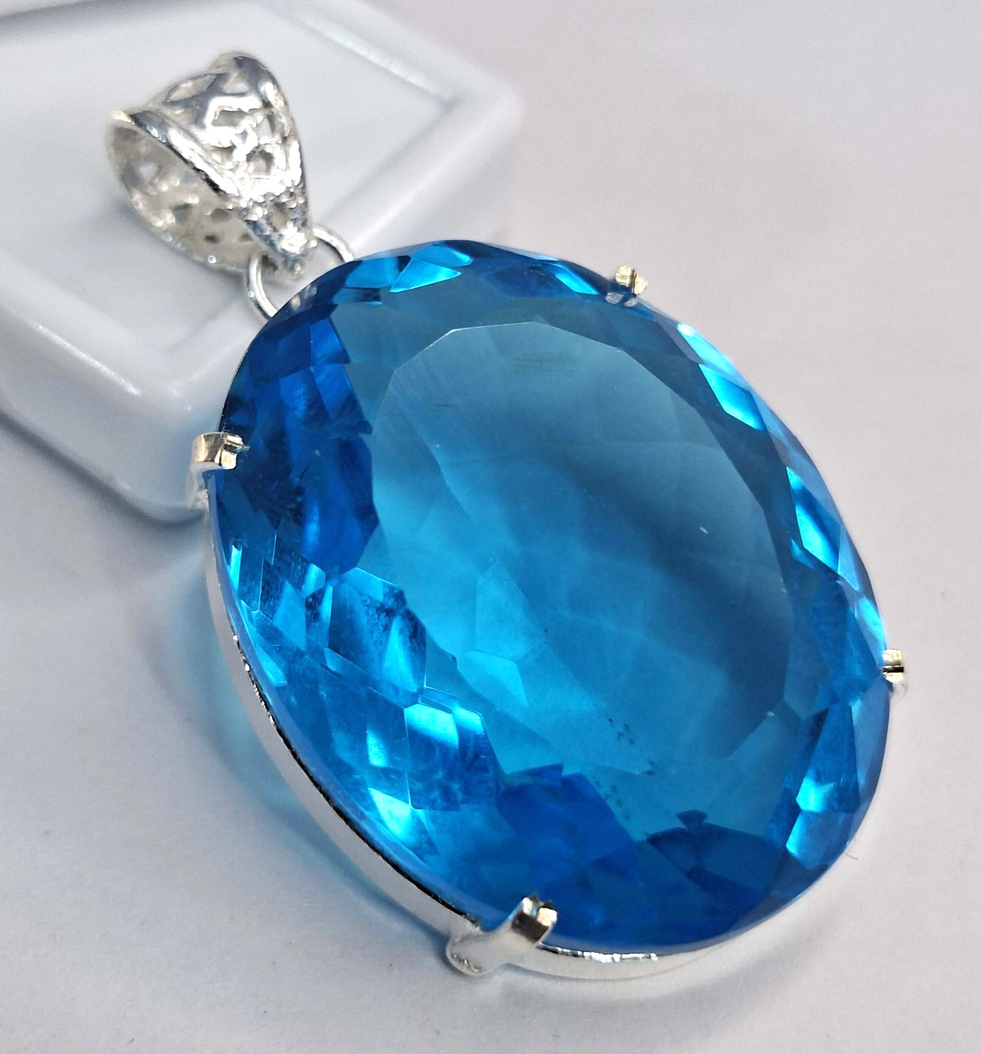 112.00 Ct Flawless Blue Topaz Oval Cut Lab Created Loose Gemstone SP1125