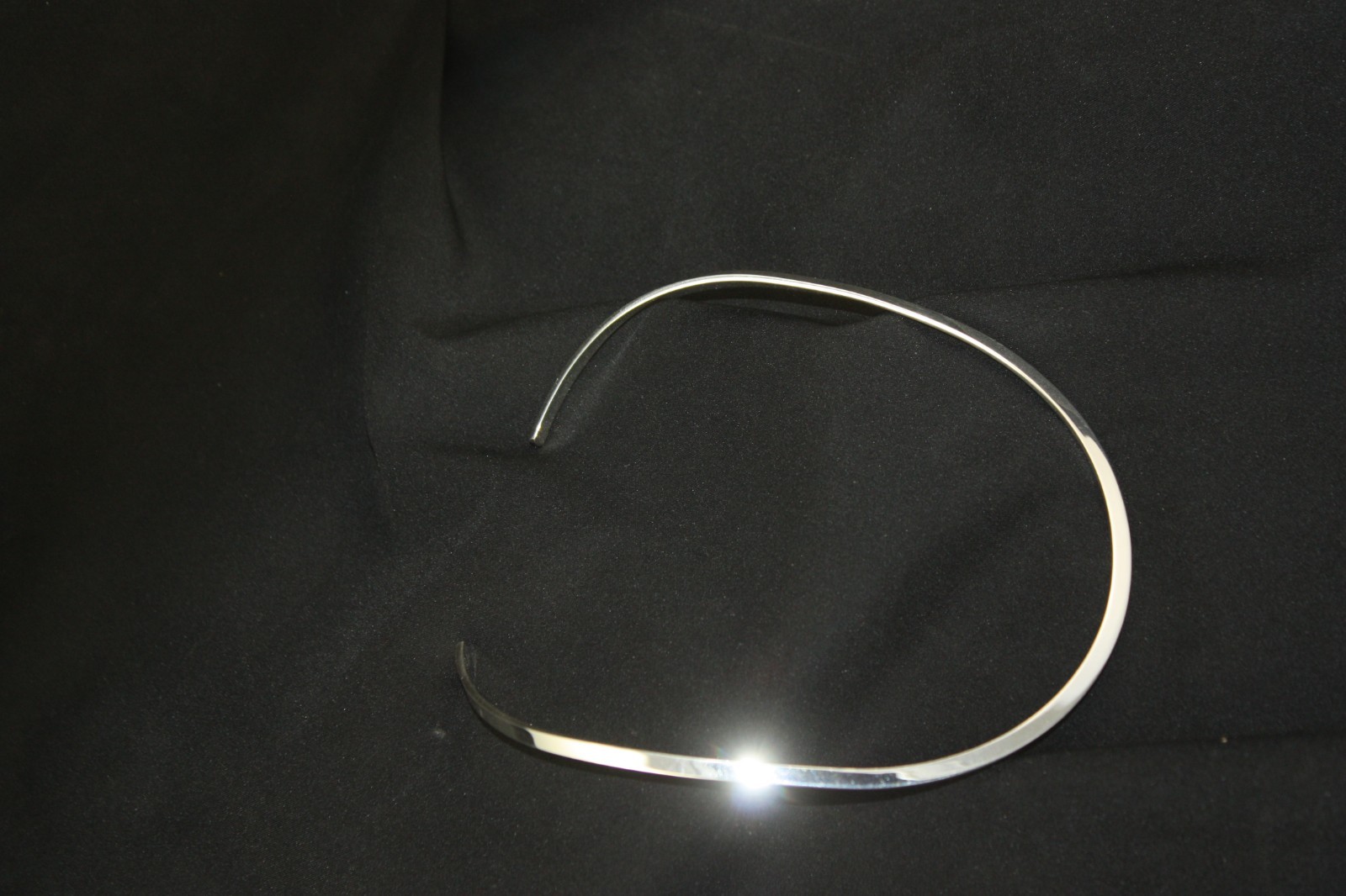 .925 Sterling Silver Plated Choker Collar Necklace Oval Shiny Fashion Jewelry
