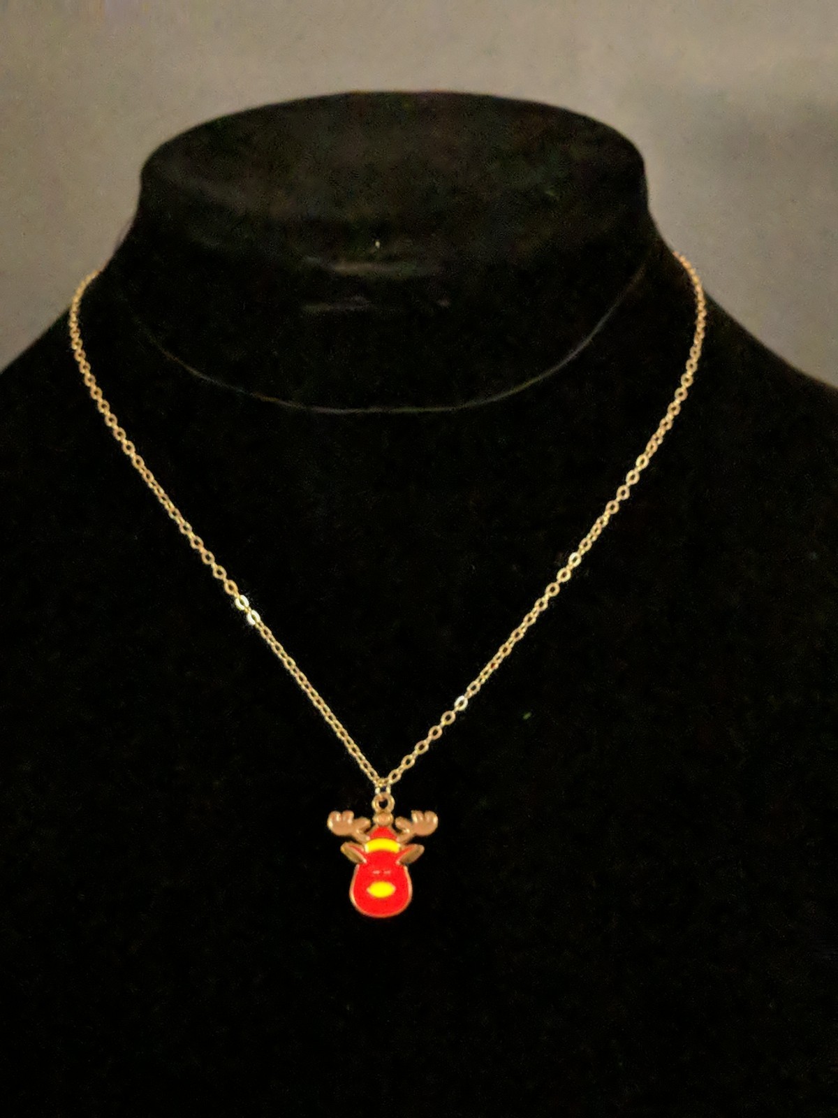 Christmas Reindeer Necklace Gold Tone Red Enamel Holiday Pendant Jewelry