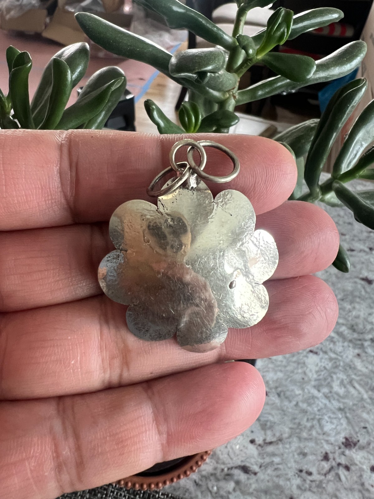 Flower Pendant, Queen conch shell pendant, Tibetan Silver Pendant(P-214)