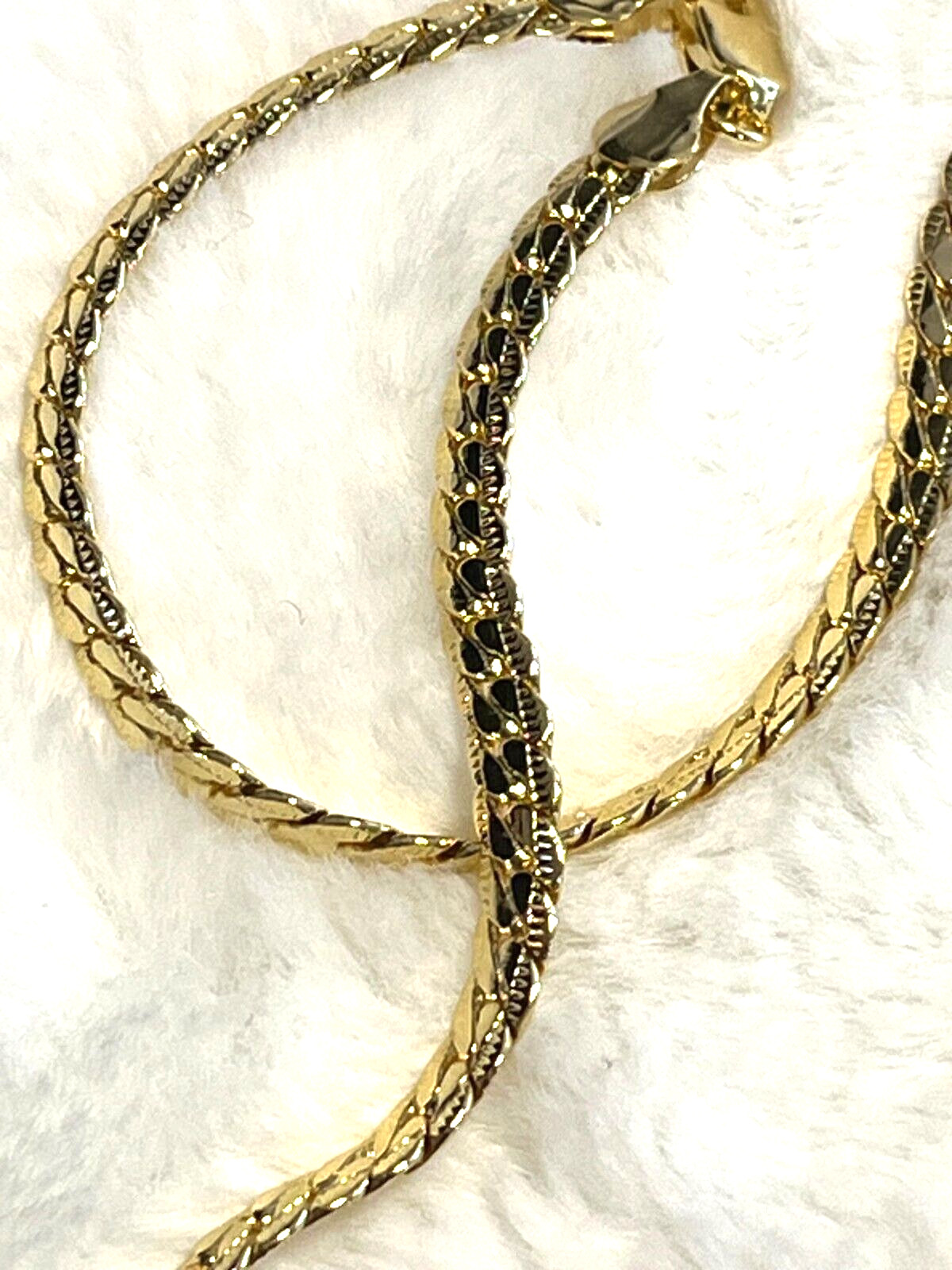 Super Nice 18K Gold Plated Sideways Chain 6mm Wide 20″ Long -Fast Free Shipping