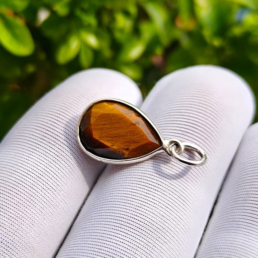 Natural Tiger’s Eye Gemstone Pendant 925 Sterling Silver Handmade Charm Jewelry