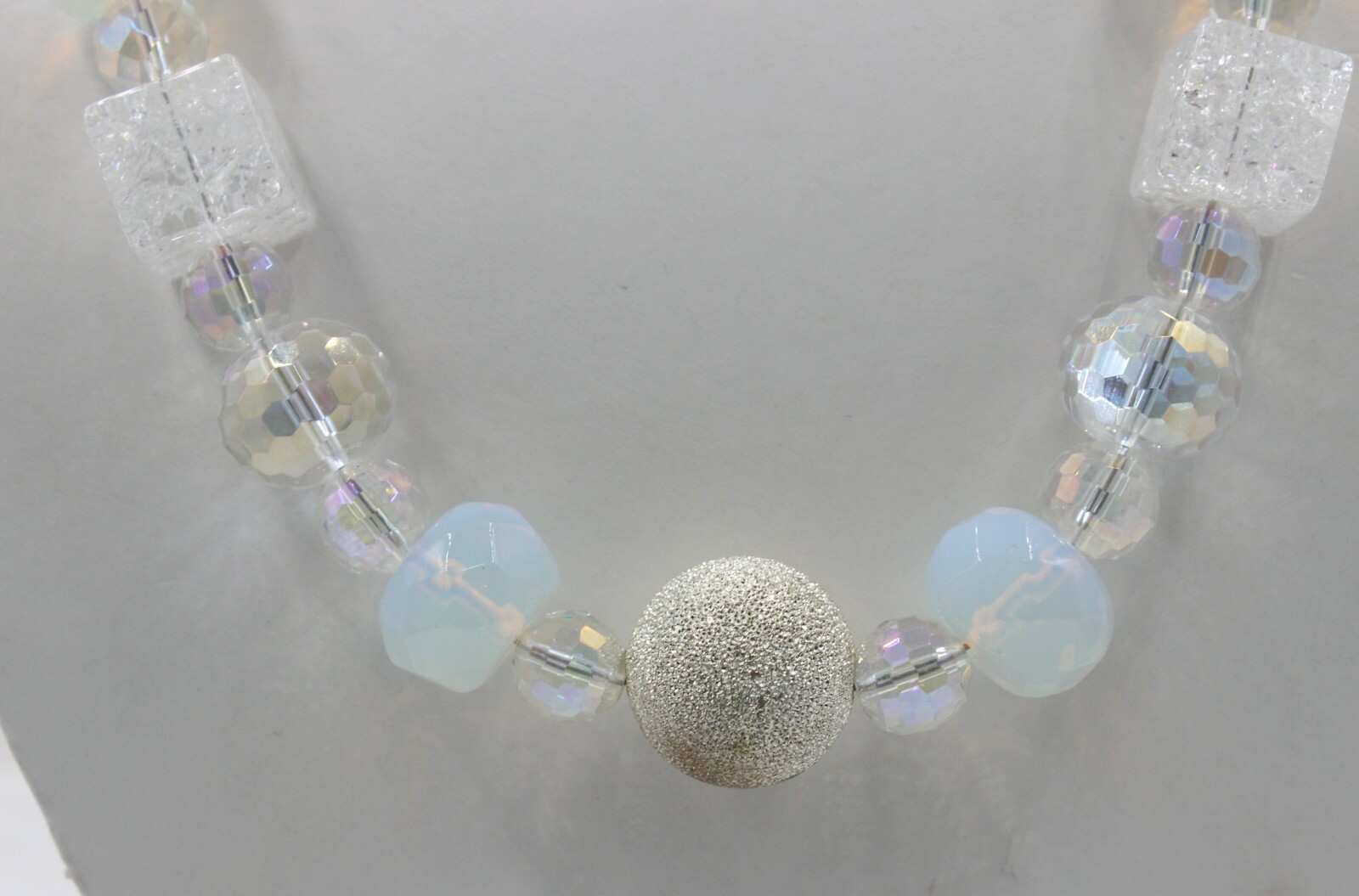 Various Shapes Crystal Clear Silver Iridescent Chunky Bead Necklace Pre-owned