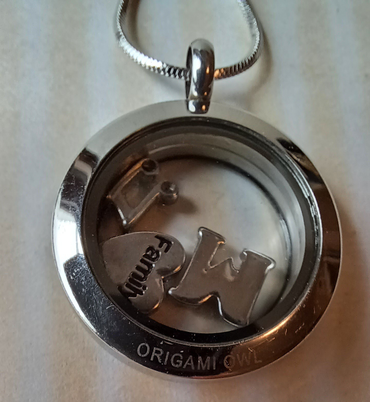 Origami Owl Living Locket Medium Hinged Silvertone Crystals + 3 Charms and Chain
