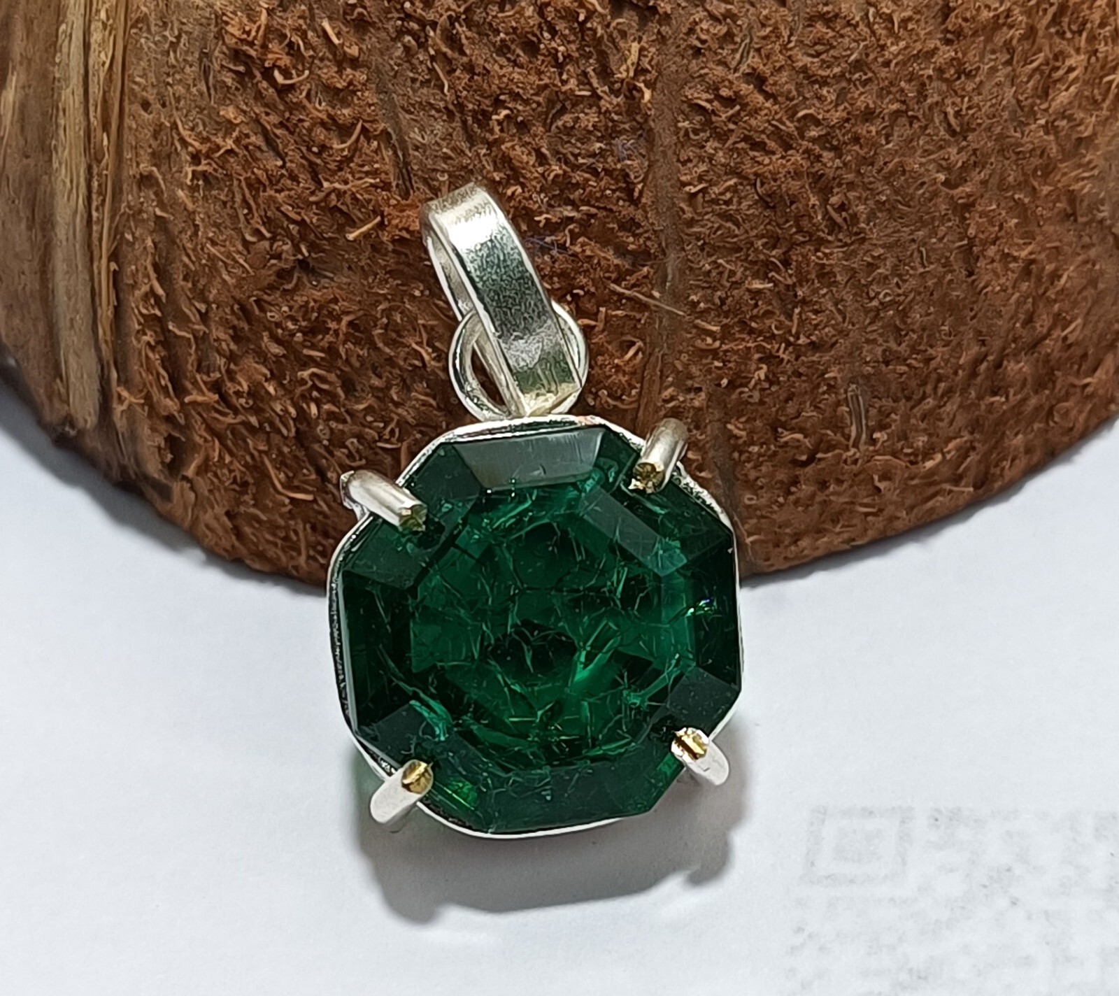Certified 22.60 ct Natural Emerald 925 Solid Silver Asscher Cut Pendant Gemstone