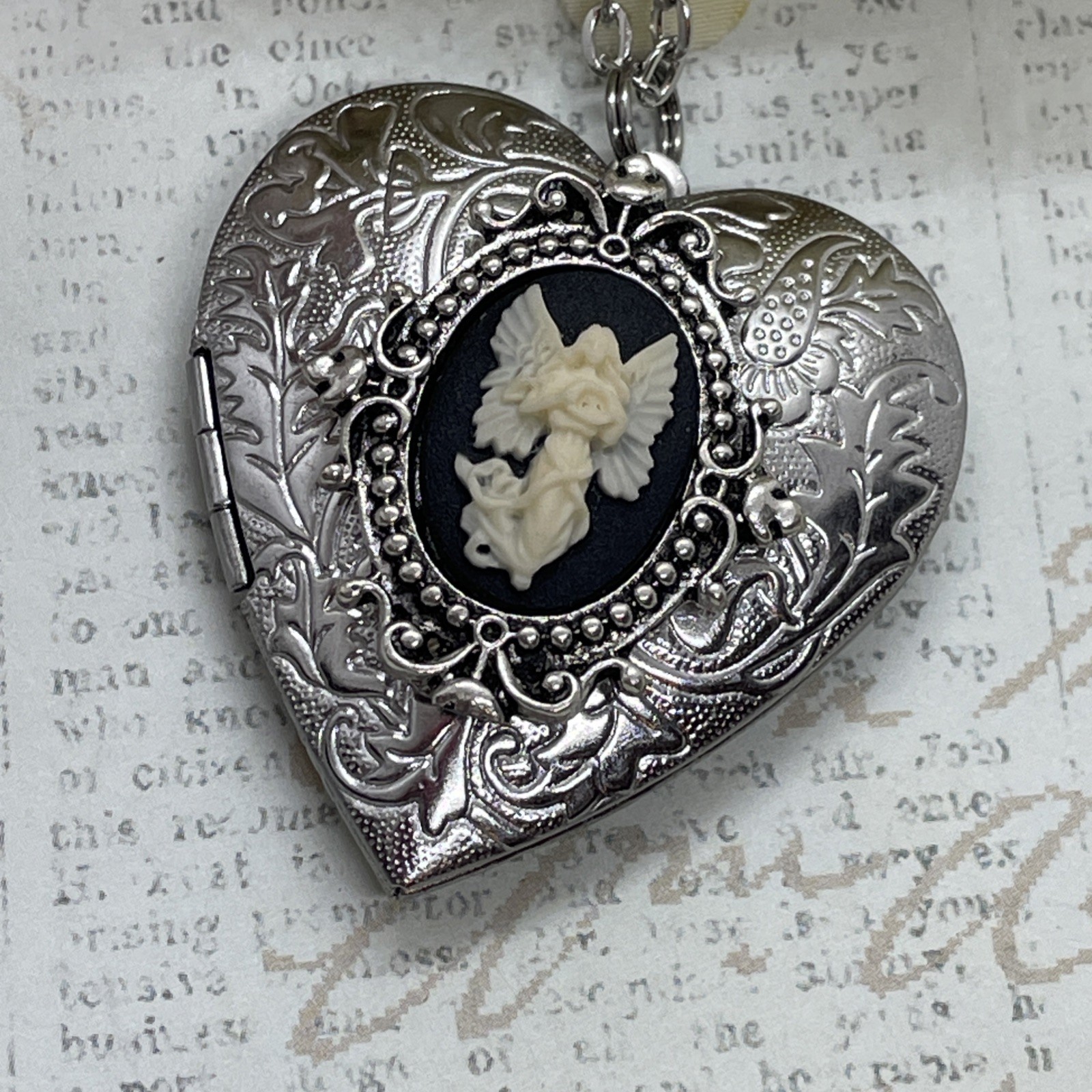 Heart Silver Locket Angel Cameo Mom Love Necklace Photo Bride bridal wedding