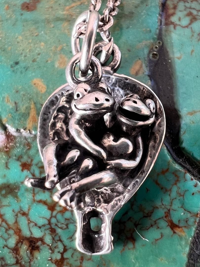 Vintage 925 Sterling Silver Frog Pair Necklace
