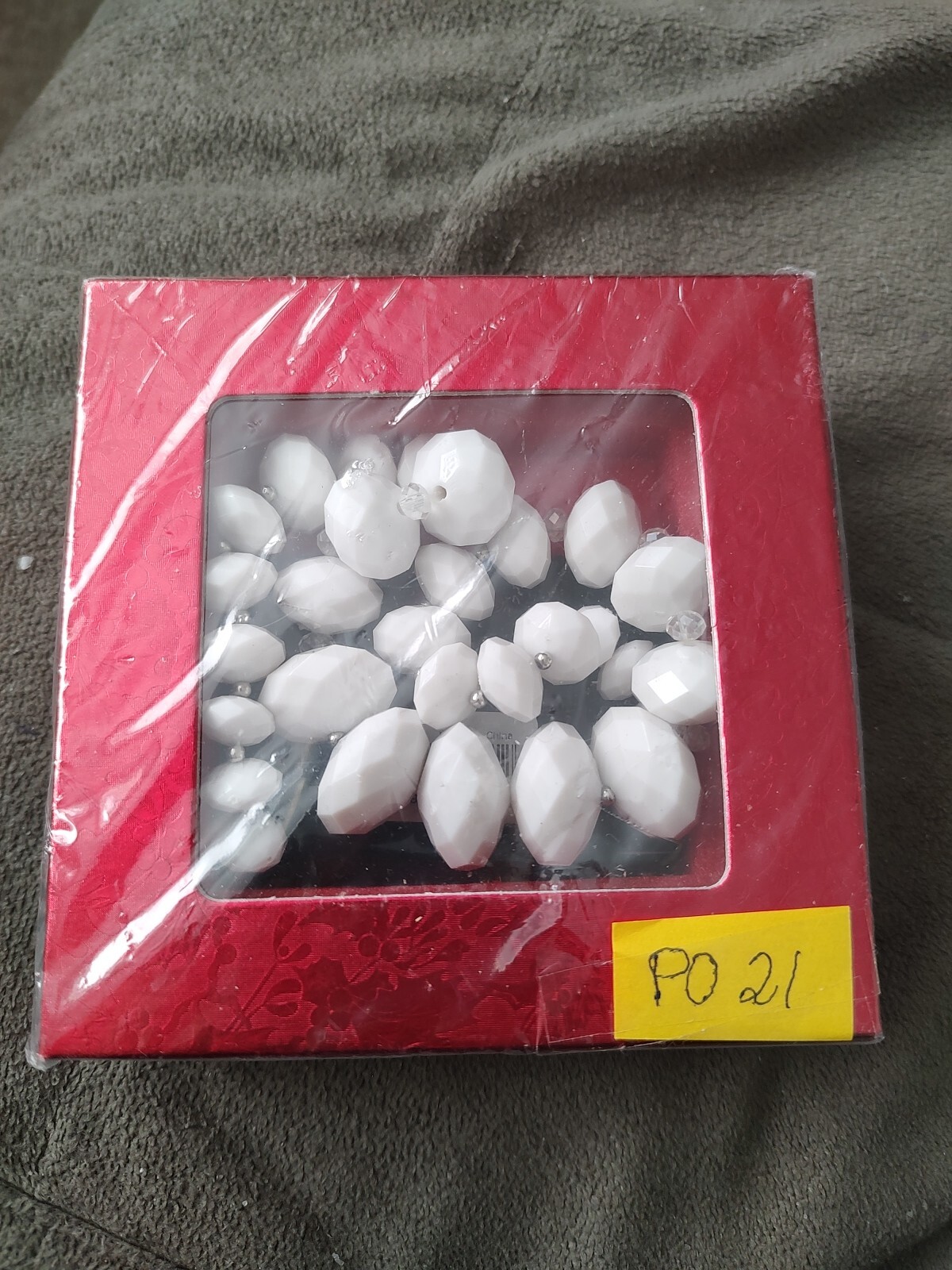 Izaro Faceted Various White Beaded Necklace Chrome Tiny Beads New With Tag Boxed