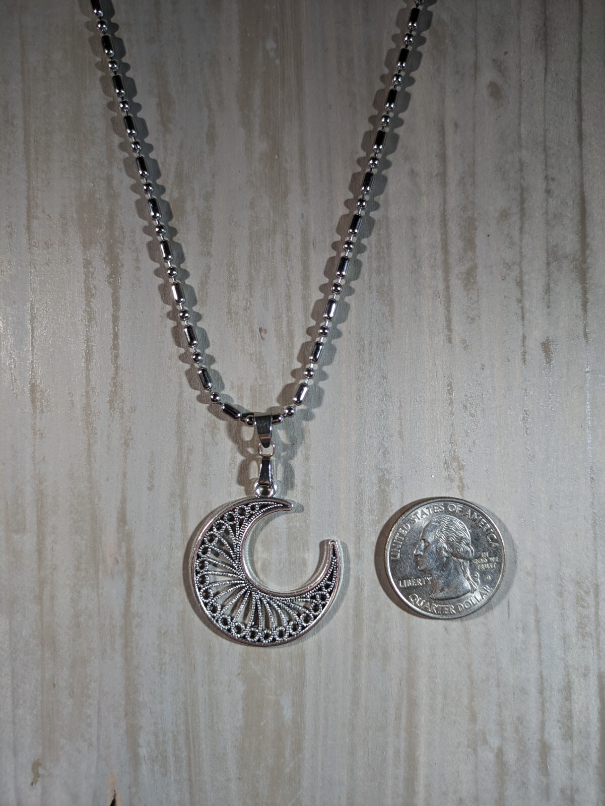 New Stainless Steel Necklace with Waxing Crescent Moon Pendant