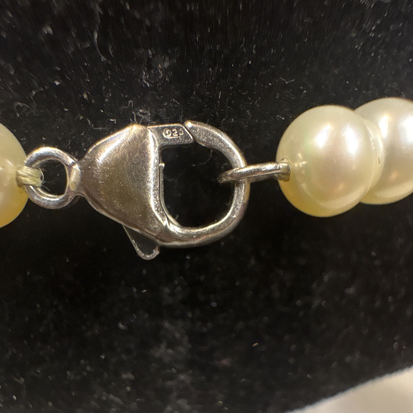 925 S. S. Lobster, Gray White Round Pearl Necklace 17” long and bracelet set.