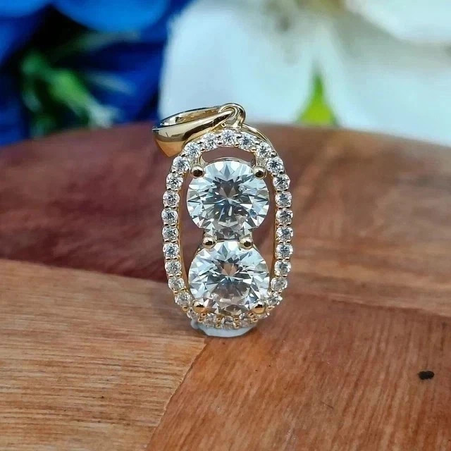 Women’s Elegant Pendant Necklace Round Simulated Diamond 14K Yellow Gold Plated