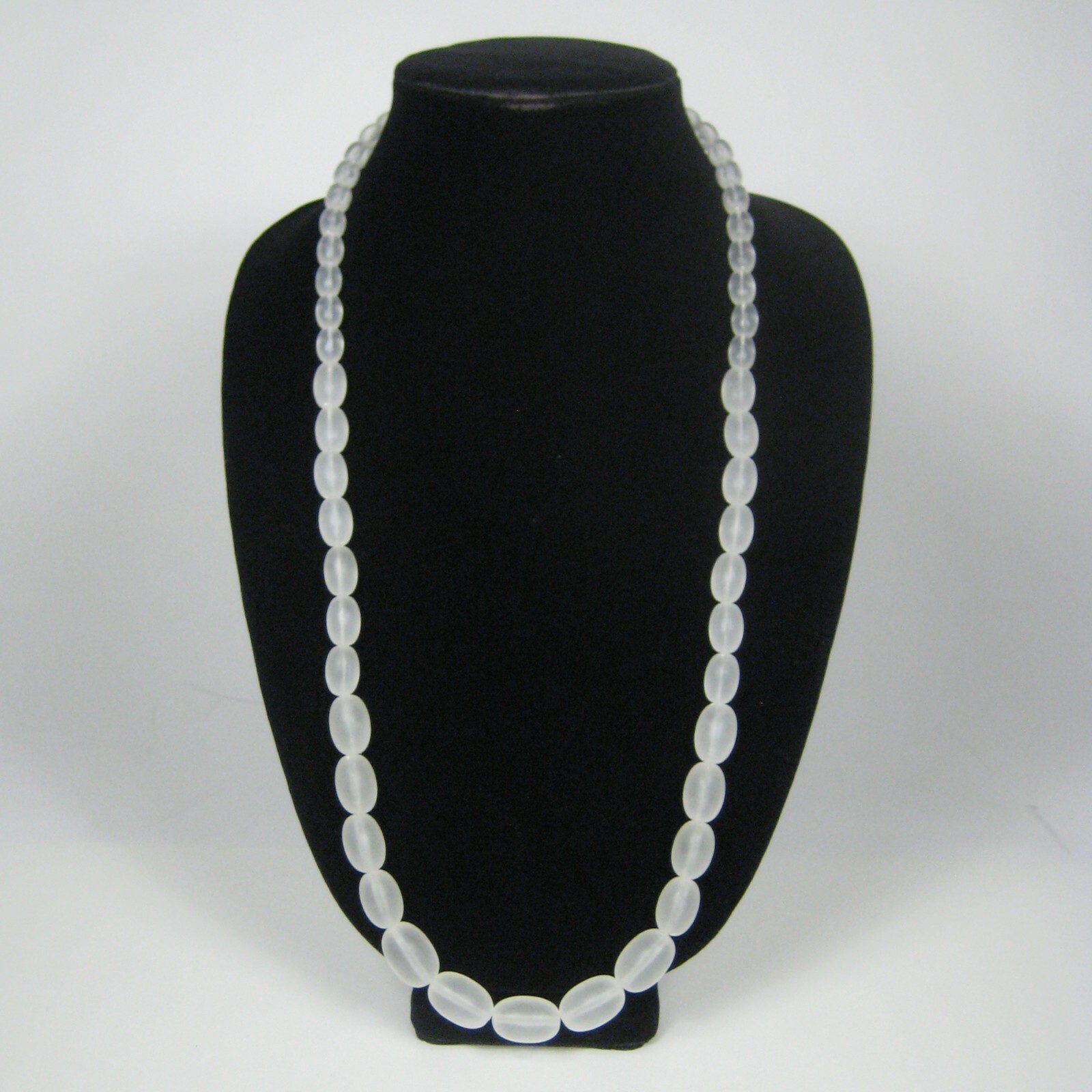 Colorless Beaded Necklace Strand 33 in Silvertone Plastic Graduated Jewelry