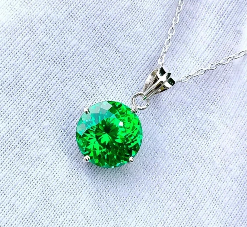 20 Ct Round Cut Green Emerald 925 Solid Silver Pendant Loose Gemstone