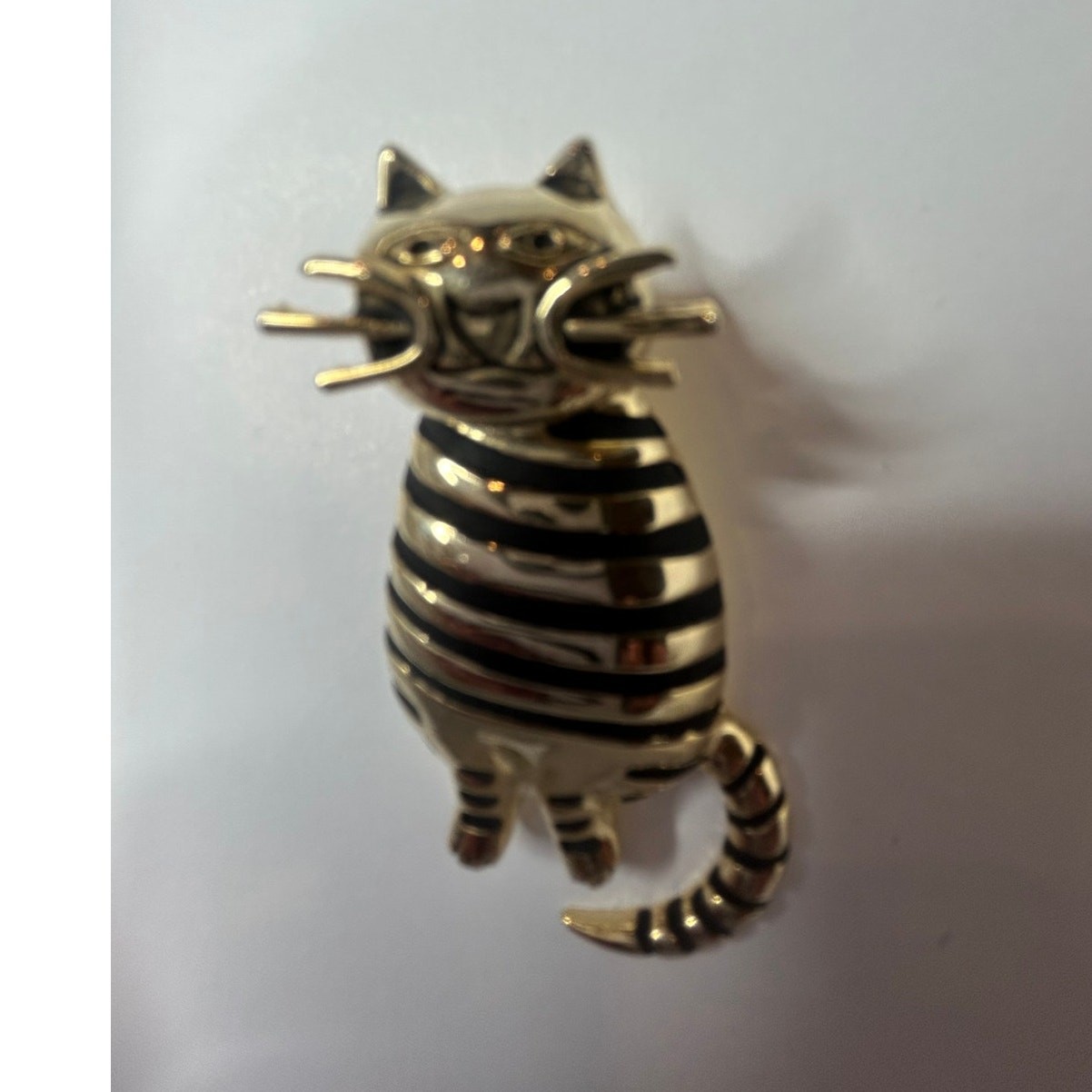 Vintage tabby cat pendant with black stripes retro whimsical