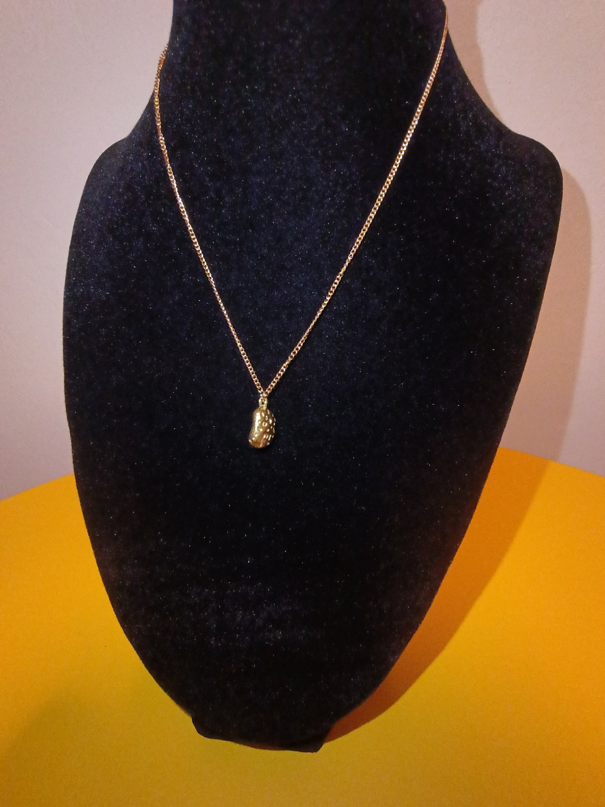 Gold Tone Cable Chain Necklace Oval Colorless Crystal Bezel Pendant Charm
