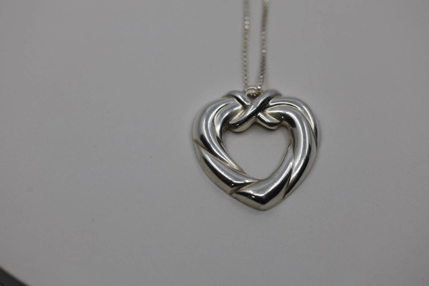 Sterling Silver Intertwined Ribbed Heart Pendant Necklace 925 Italy 18″ Box