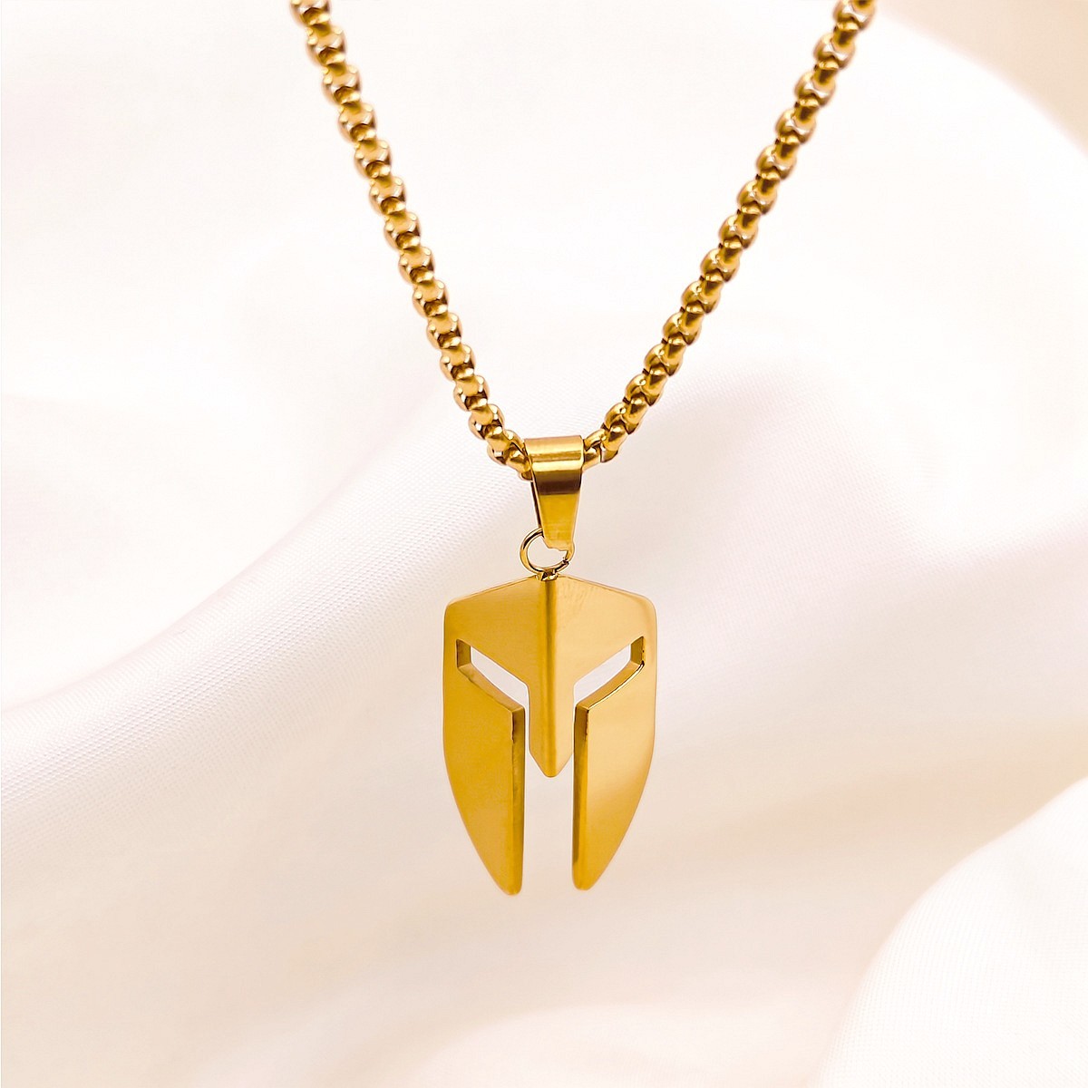 Stainless Steel Roman Gladiator Helmet Pendant with 24 inch Necklace.