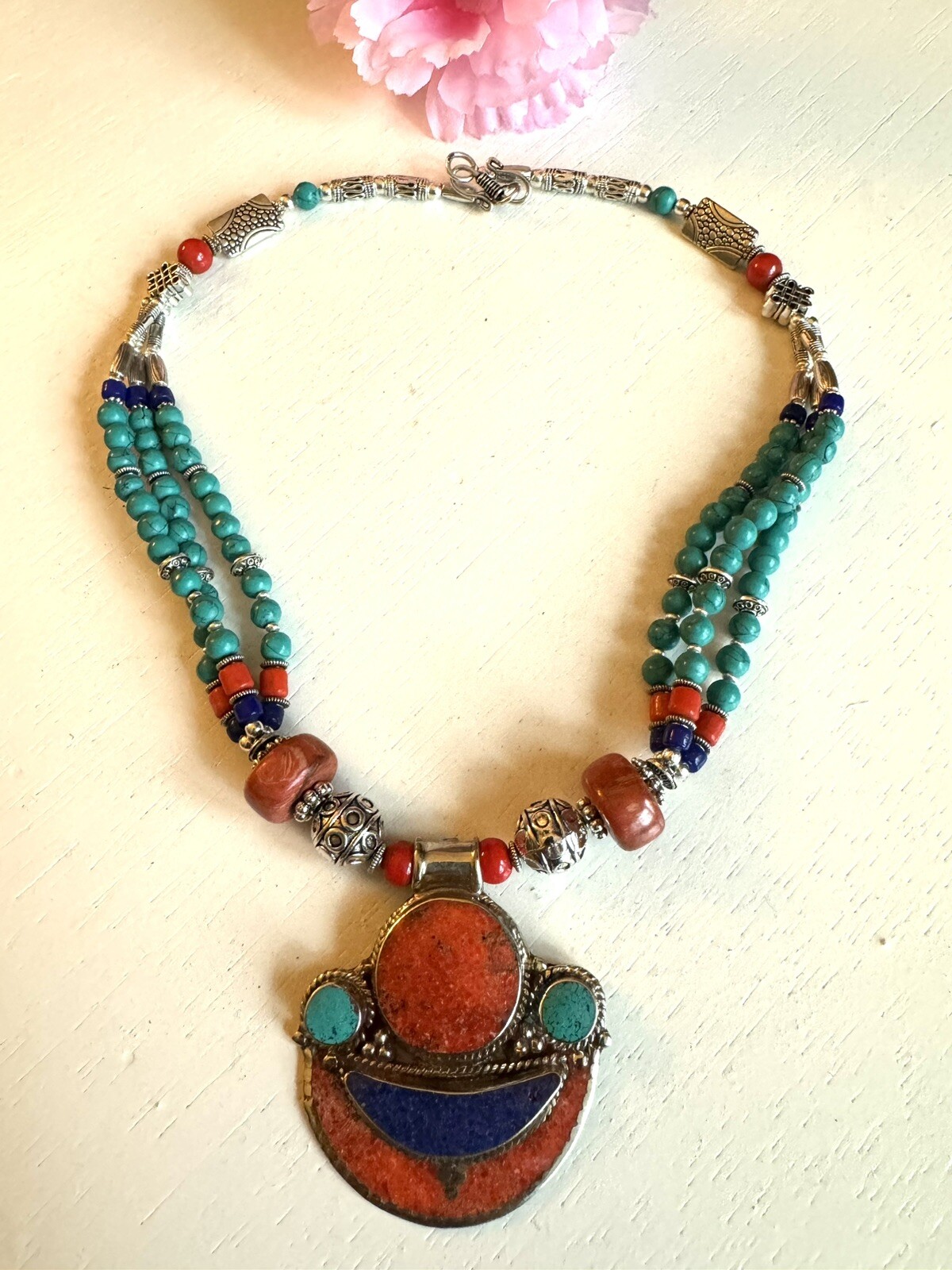 Stunning multi strand tribal theme handcrafted inlay stone pendant necklace 19”
