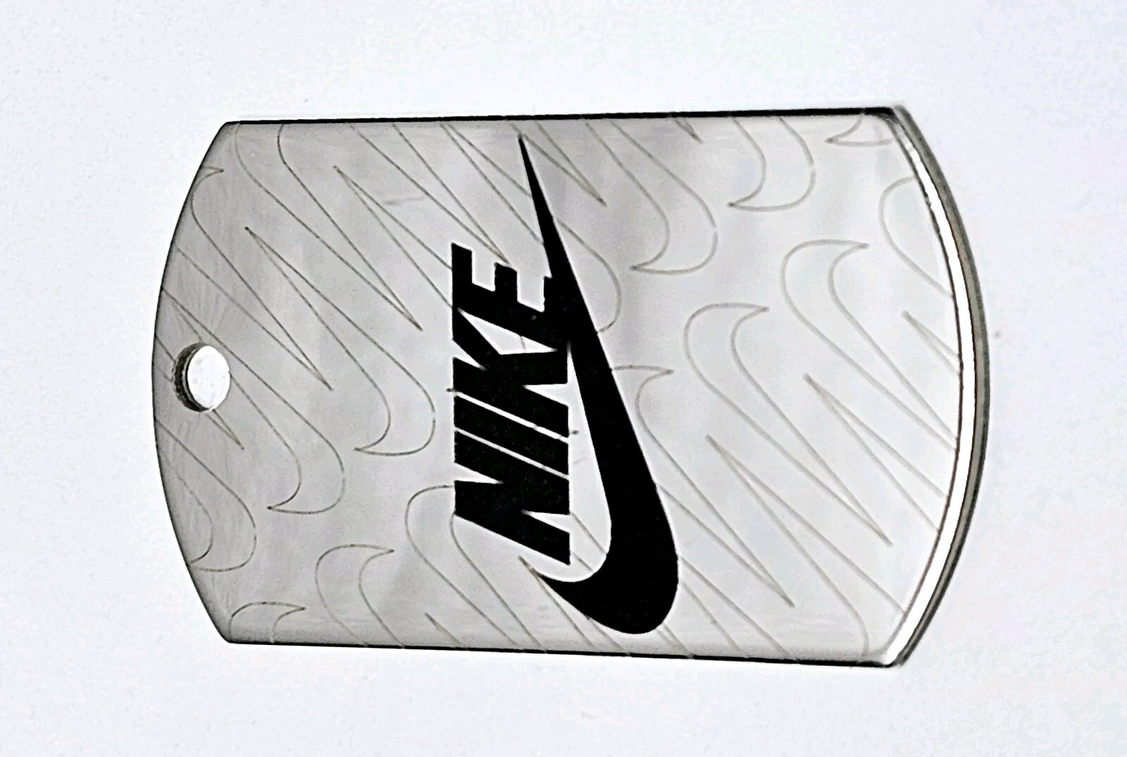 Nike Penadant | Mint Condition