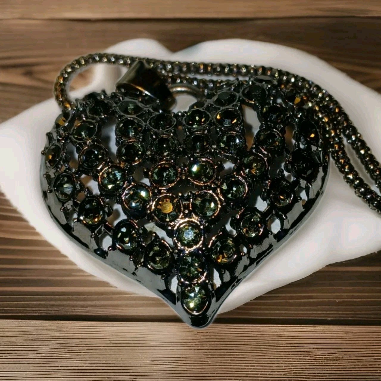 2.5″ Black Crystal Heart Shaped Pendant 24 ” Black Chain. New!! Goth, Midevil
